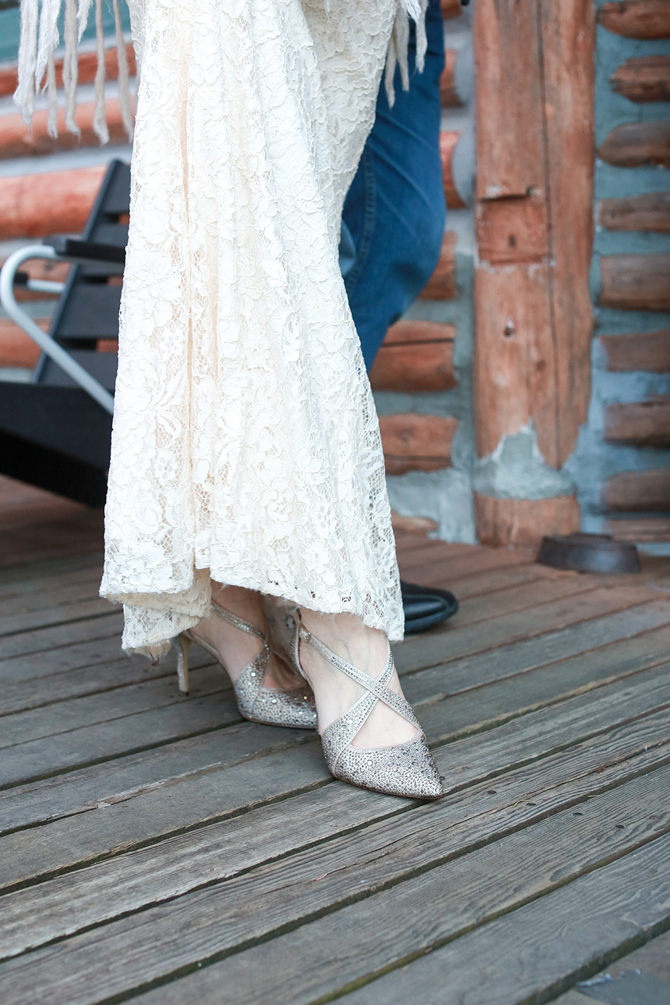 Whidbey Island elopement photographer clinton langley washington coupeville freeland oak harbor captain whidbey inn february winter pnw micro woods couple love natural candid digital professional marriage bridal sea lion.jpg